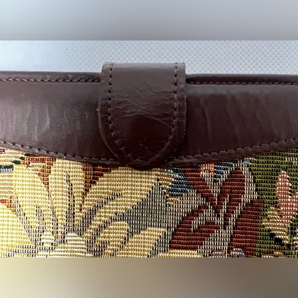 VINTAGE: St. Michael’s | Marks and Spencer tapestry wallet. - Picture 14 of 15